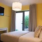 Kavia Do Largo Hotel