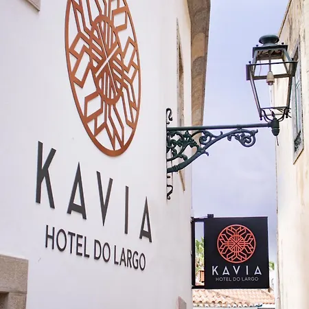 מלון Kavia Do Largo 3*