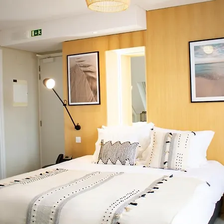 Kavia Do Largo Hotel 3*