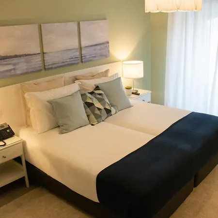 Kavia Do Largo Hotel 3*