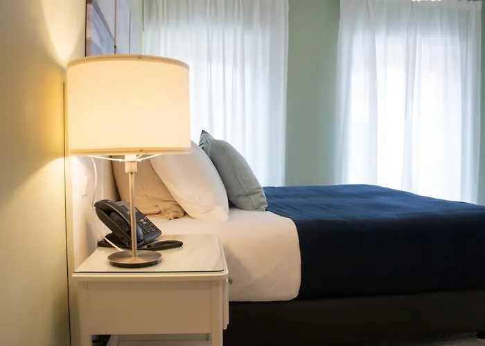 Hotel Kavia Do Largo 3*