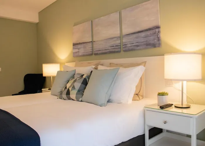 Hotel Kavia Do Largo Cascais