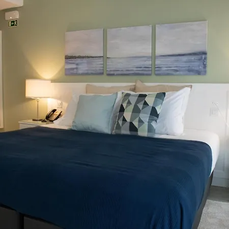 Kavia Do Largo Отель Кашкайш